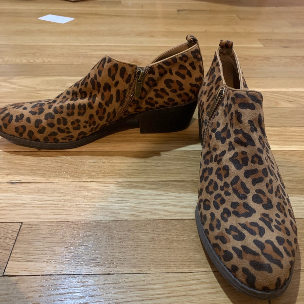 Cheetah ankle boots - never worn!  Size 10